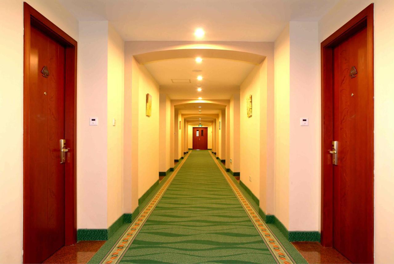 Greentree Inn Beijing Haidian District Qingheqiao Business Hotel Dış mekan fotoğraf